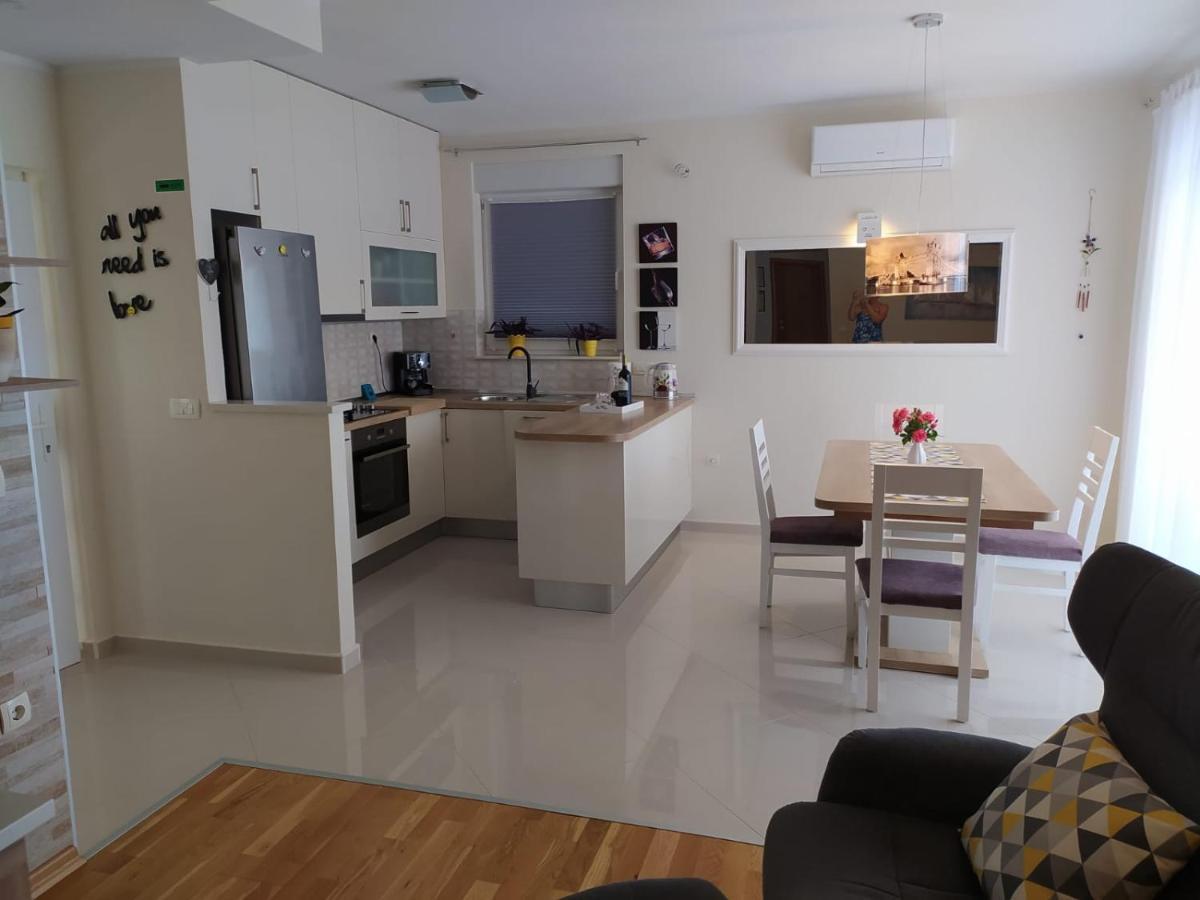 Apartman Pejic,Makarska,Veliko Brdo エクステリア 写真